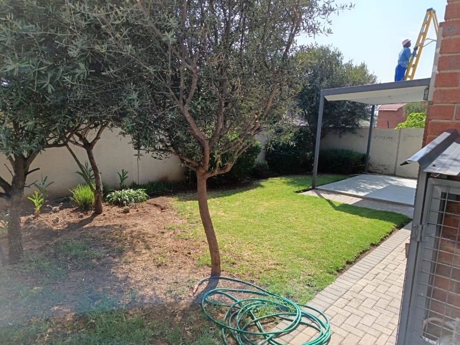 To Let 3 Bedroom Property for Rent in Somerton Estate Free State